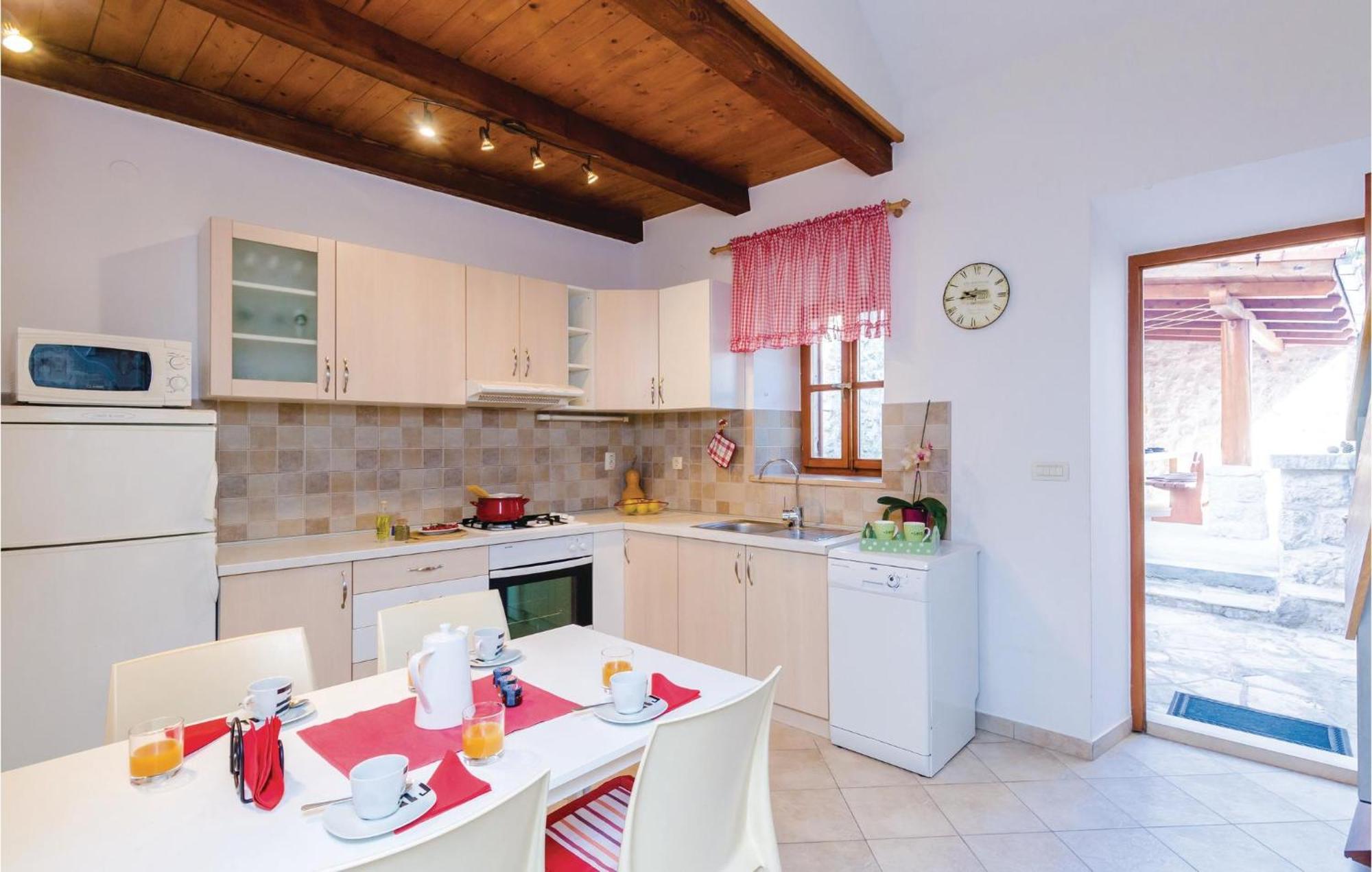 Cozy Home In Slano With Wifi Exterior foto